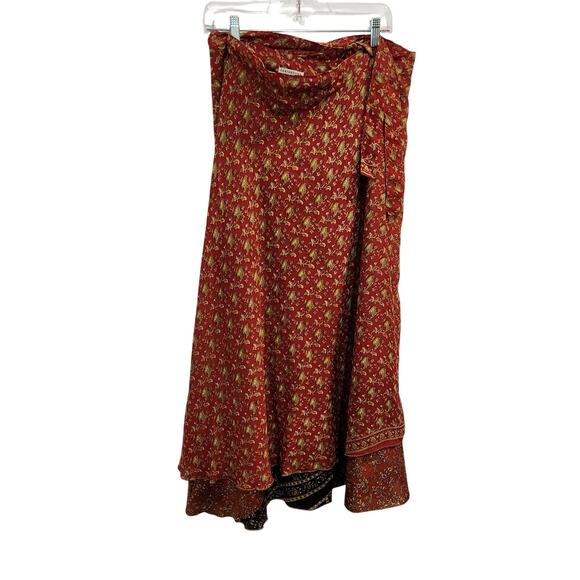 Earthbound Trading Company Red Paisley Maxi Reversible Sari Wrap Skirt One Size - Picture 1 of 5